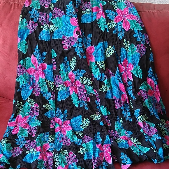 Womens skirt - Picture 1 of 1